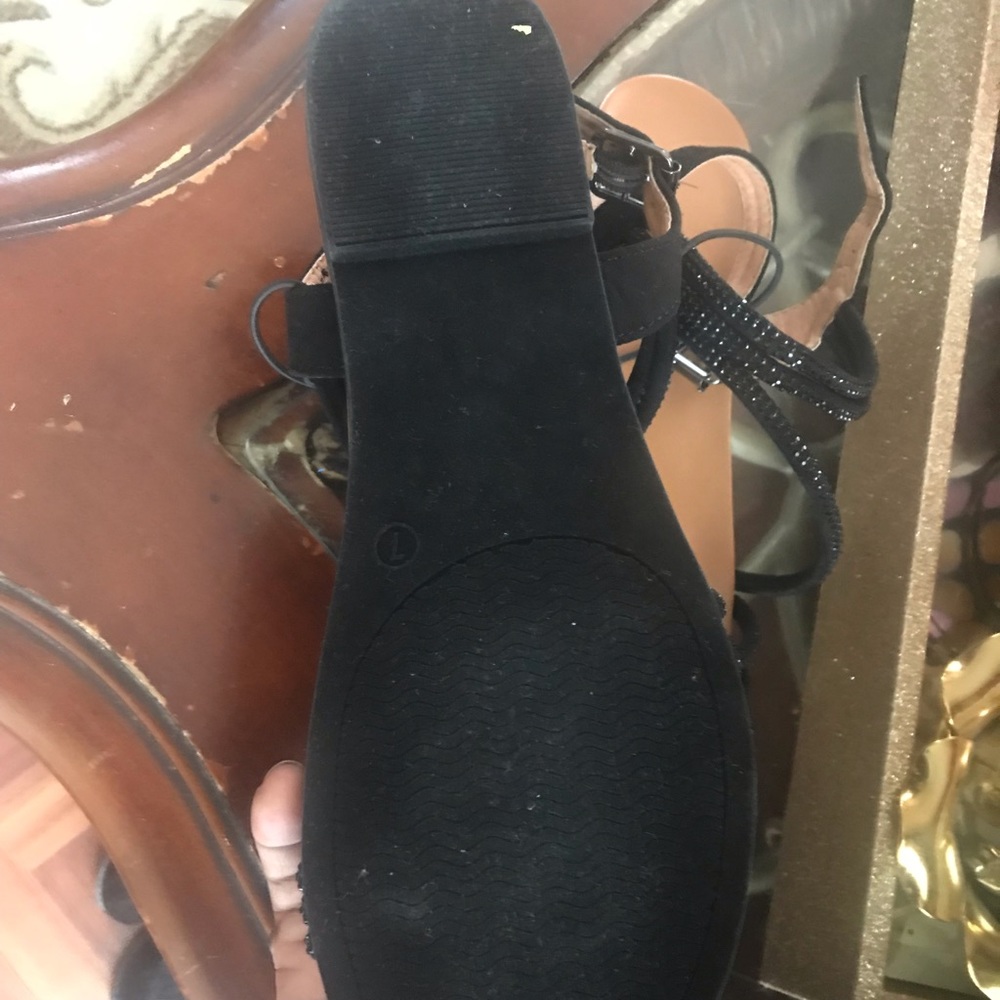 Sandals - Picture 2 of 2